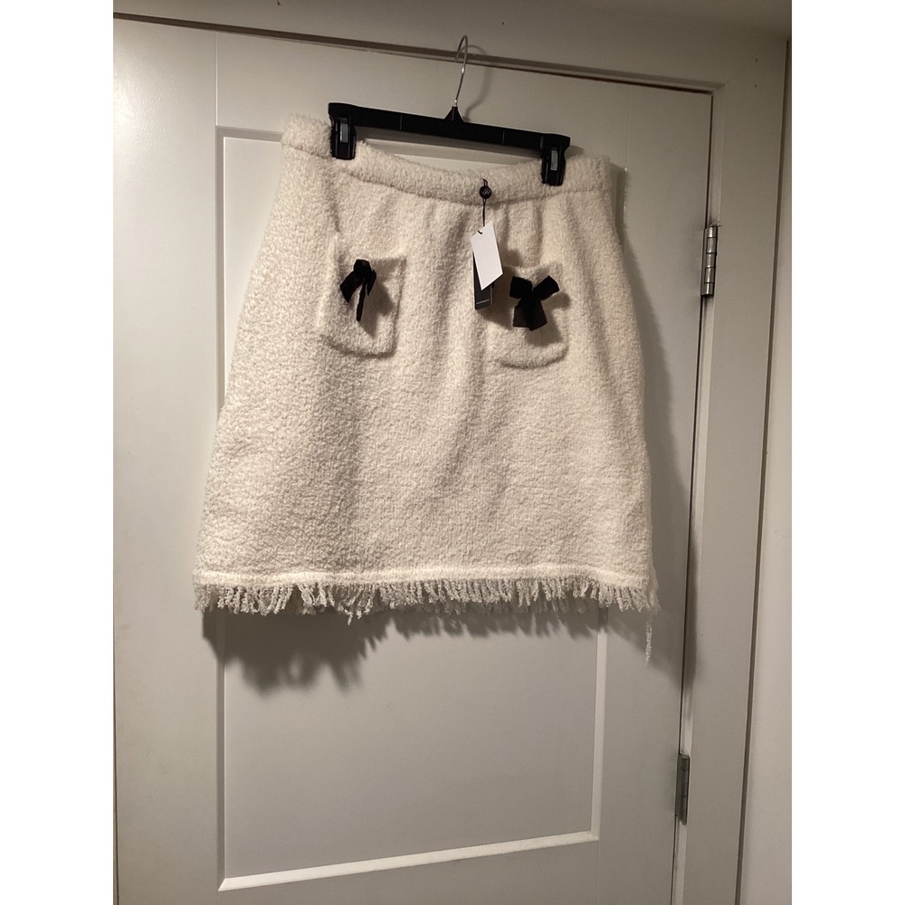 Adrianna Papell Ivory Boucle Knit Mini Skirt with Bows and Fringe L